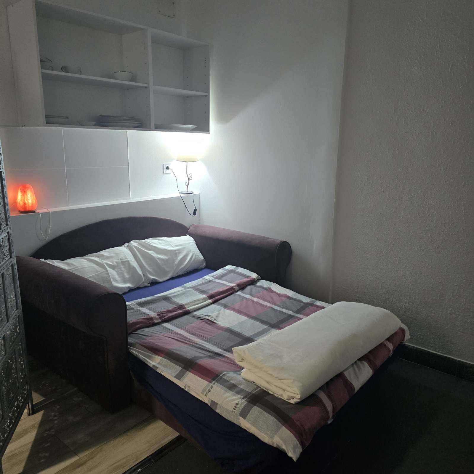 Habitación de Estudio para compartir en  Valencia Capital con Aire acondicionado y Terraza