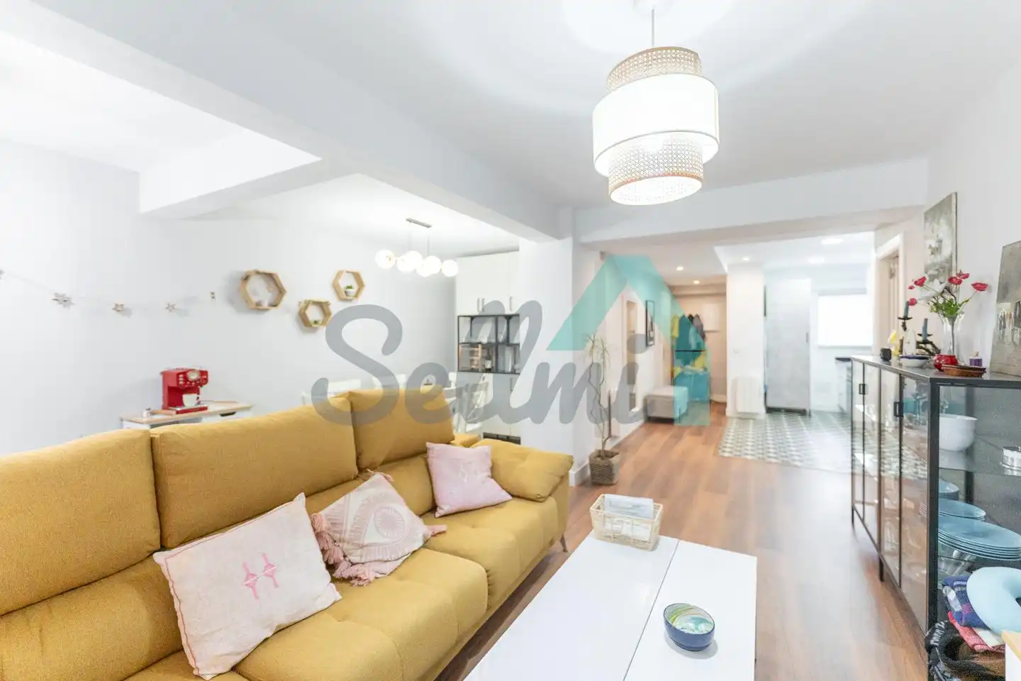 Sala de estar de Piso de alquiler en Gijón  con Calefacción y Amueblado