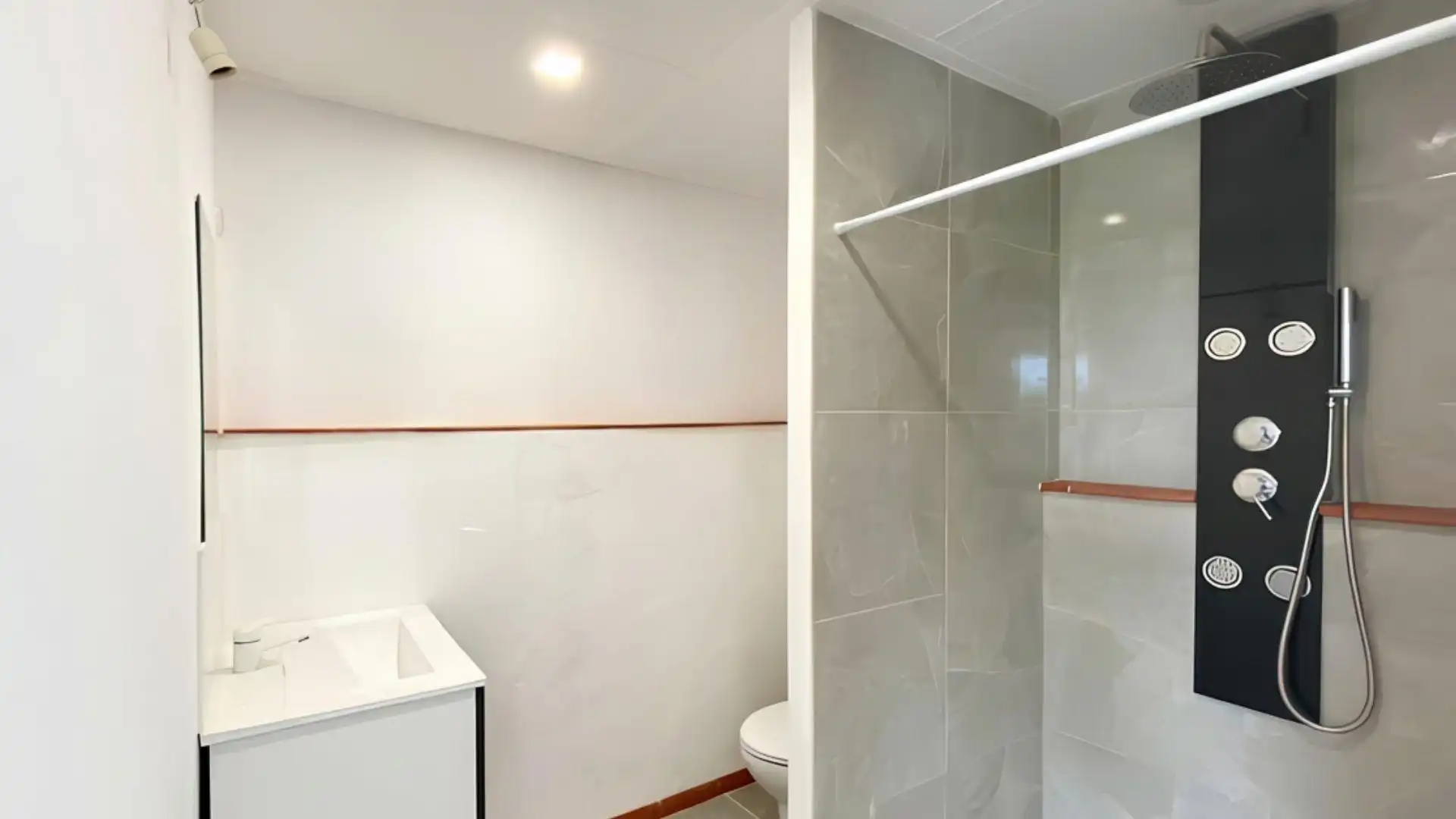 Bathroom of Houses for sale in Godelleta  with Private garden, Terrace and Furnished