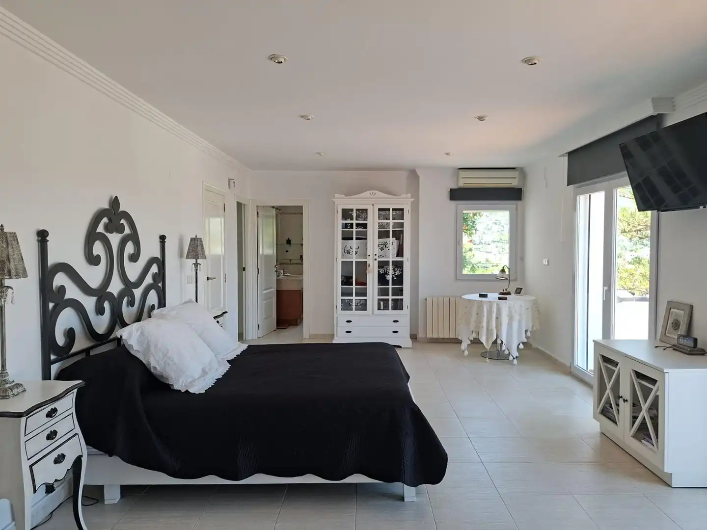 Bedroom of Houses for sale in Dénia