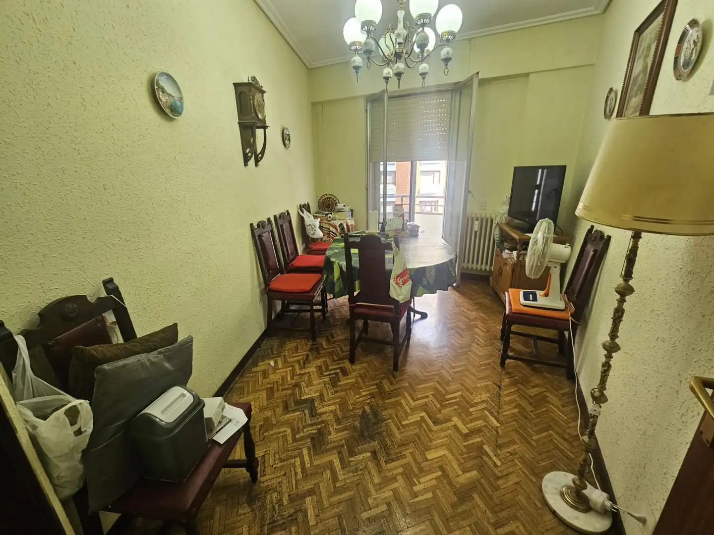 Comedor de Piso en venta en  Logroño con Calefacción, Parquet y Balcón