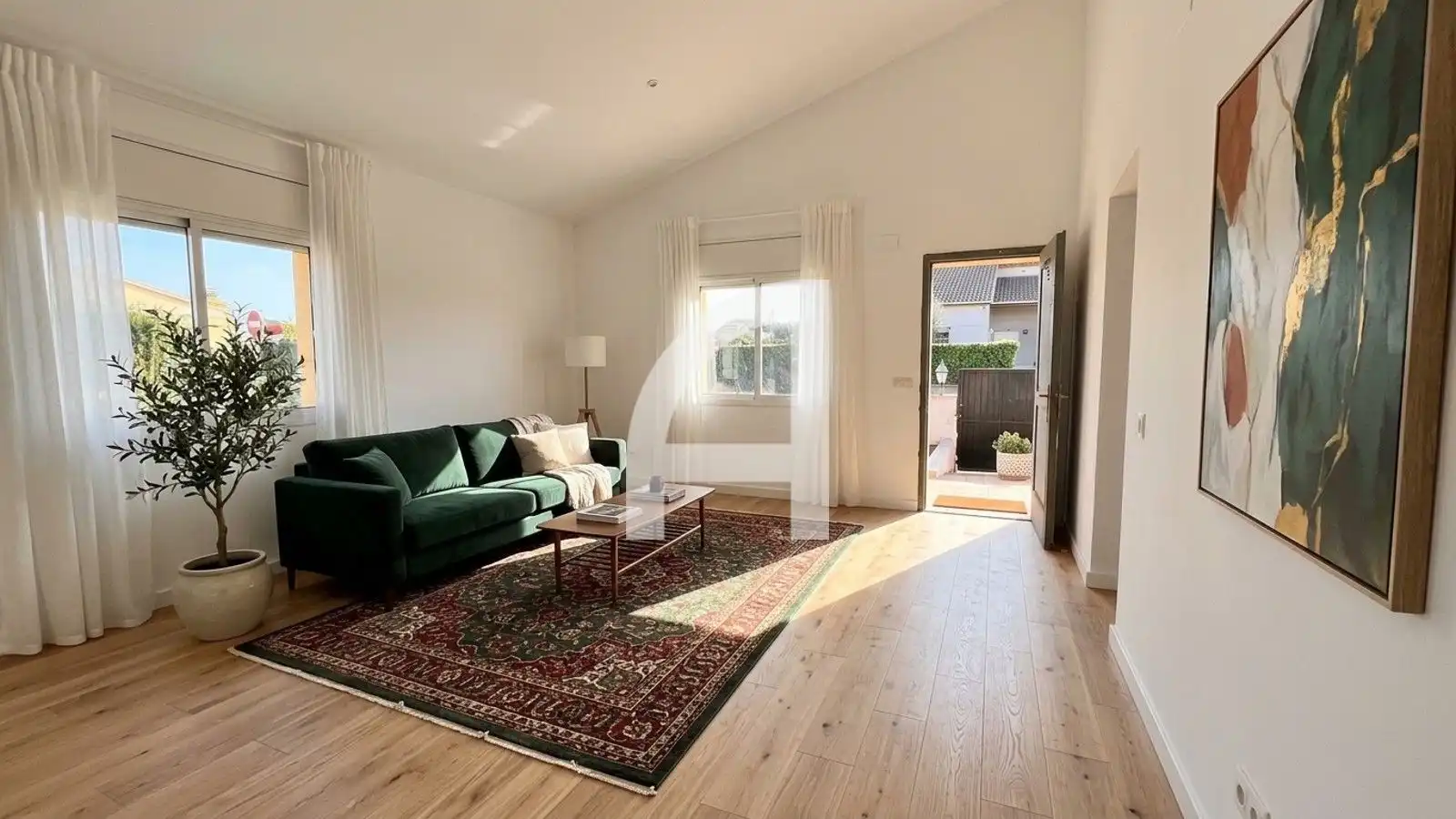 Sala d'estar de Casa o xalet en venda en Riells i Viabrea amb Calefacció i Jardí privat