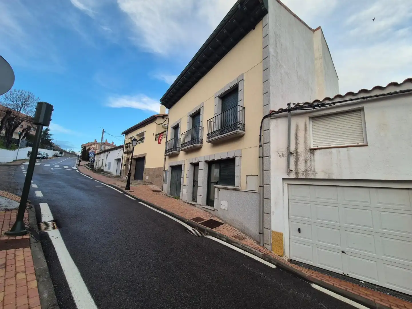 Duplexes for sale in JOSE DE LA MORENA, Villamantilla