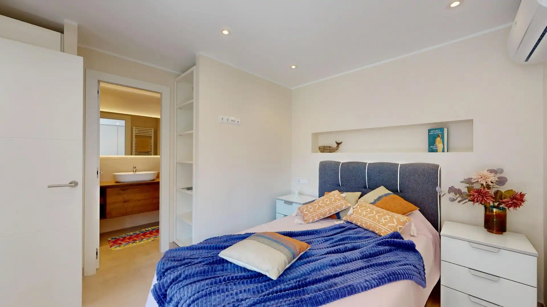 Bedroom of Flat for sale in  Palma de Mallorca  with Air Conditioner, Heating and Terrace