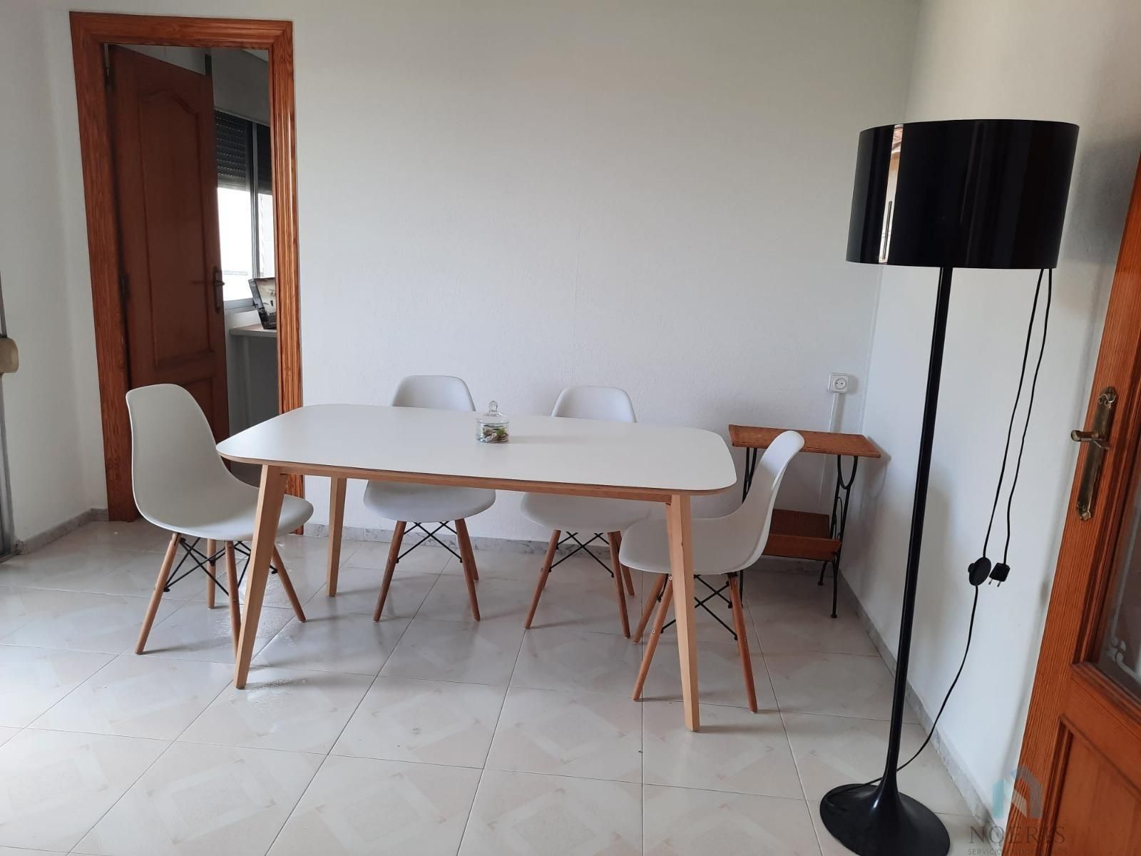 Pis en venda a  Torrent