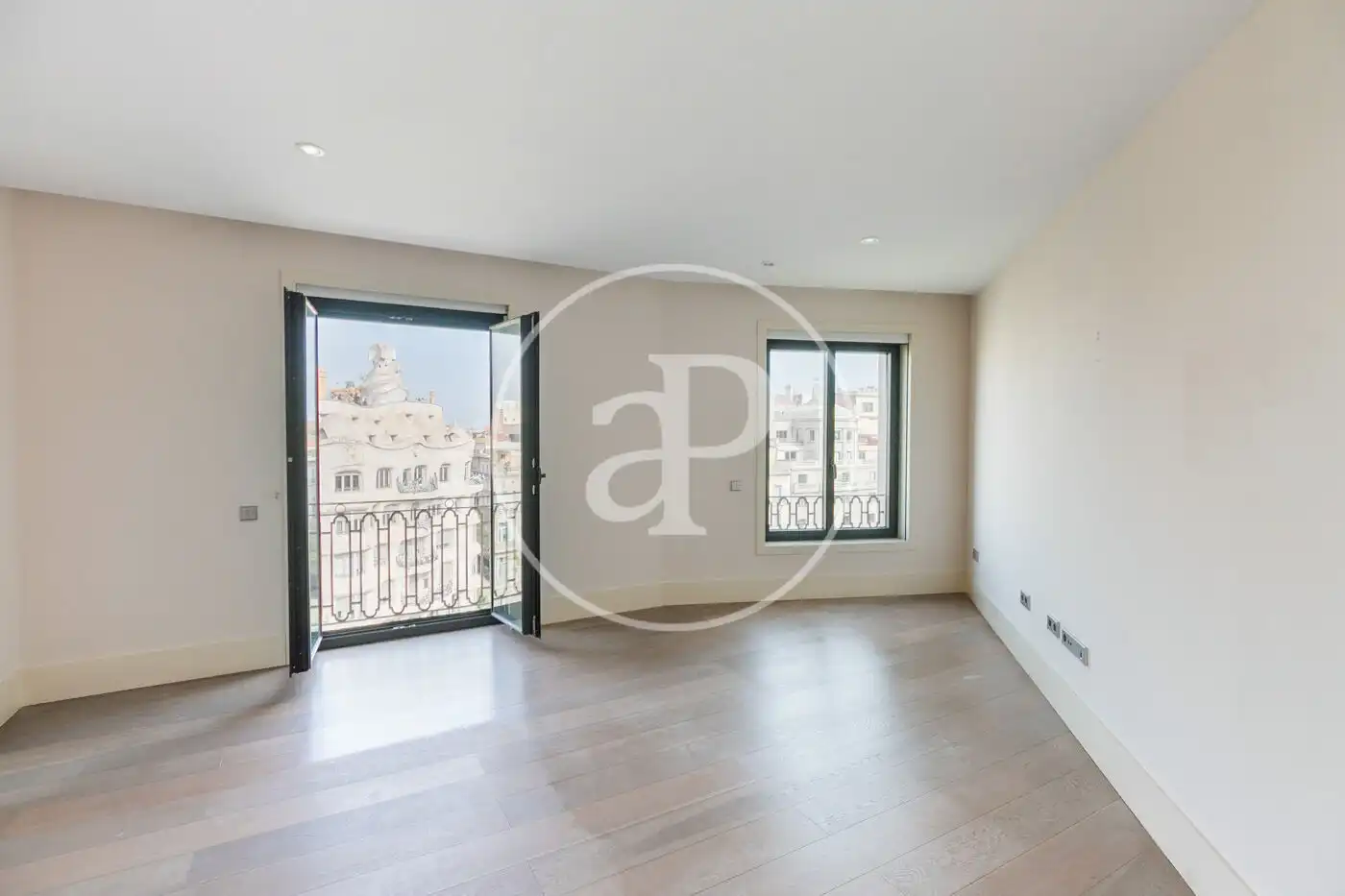Bedroom of Flat for sale in Barcelona  with Air Conditioner and Heating