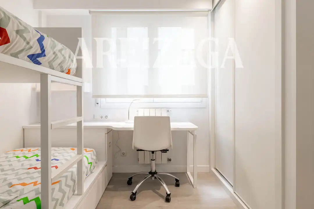 Habitación de Piso en venta en Donostia - San Sebastián  con Aire acondicionado, Calefacción y Terraza