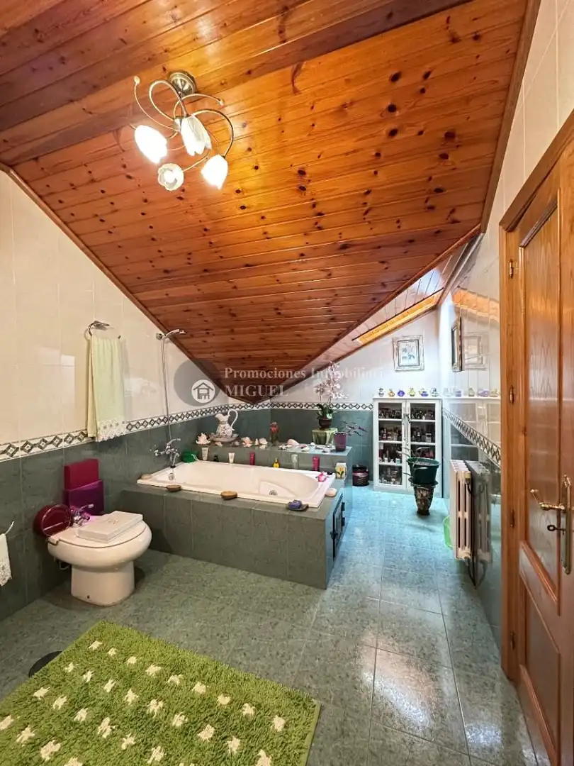 Casa o xalet en venda en Verín amb Calefacció, Jardí privat i Terrassa