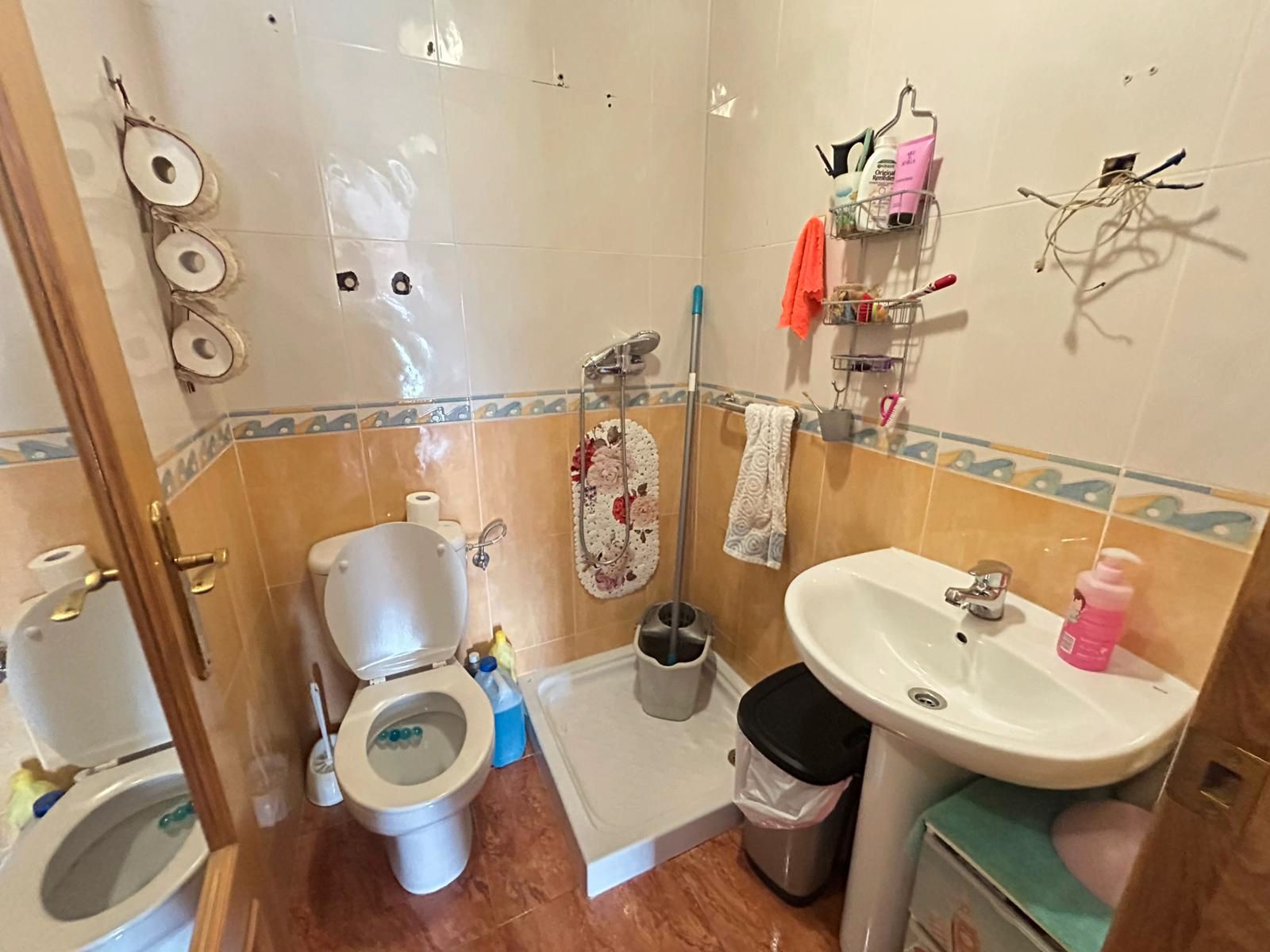 Baño de Casa adosada en venta en Archena con Aire acondicionado, Calefacción y Jardín privado