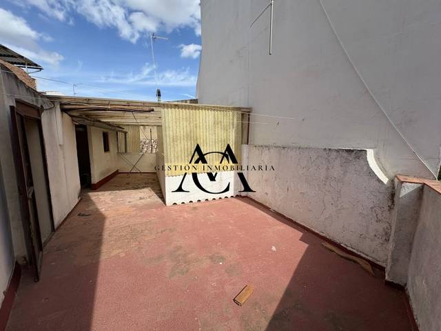 Casa-chalet en Venta en Moriles