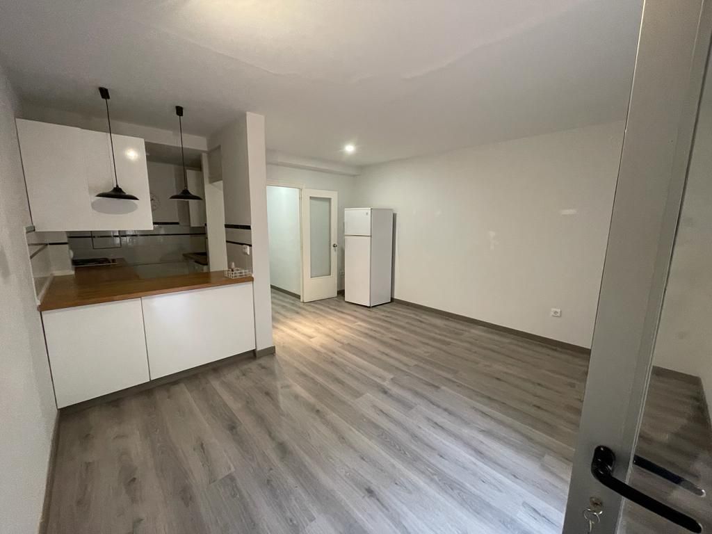 Flat to rent in Carrer de Borrull, 21, El Botànic