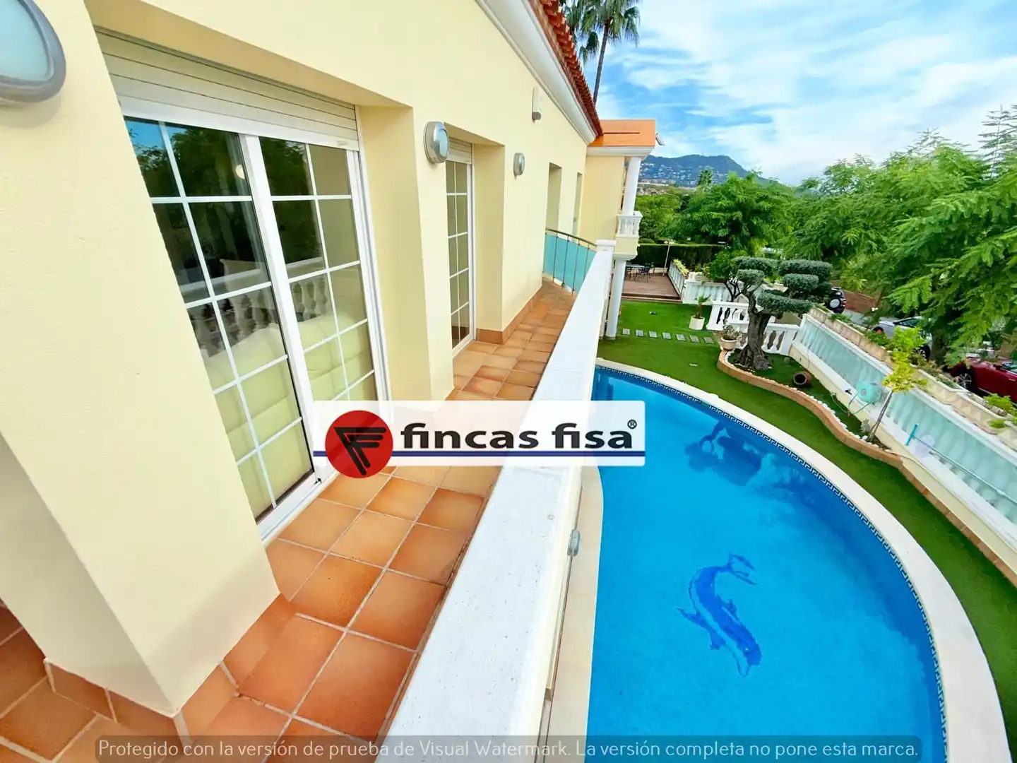 Vista exterior de Casa o xalet en venda en Premià de Dalt amb Aire condicionat, Calefacció i Jardí privat