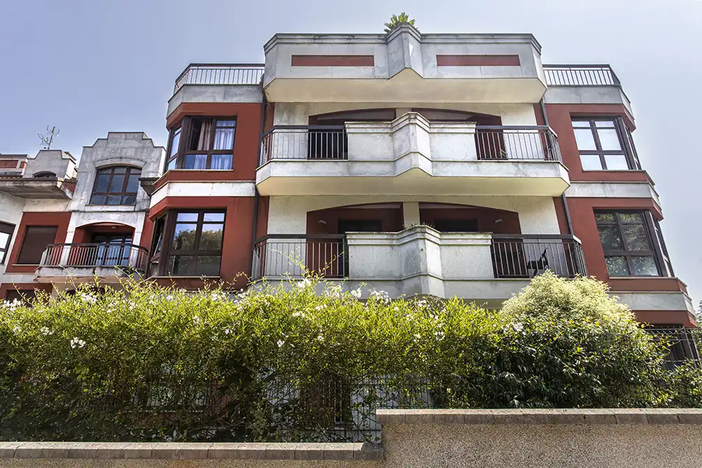 Vista exterior de Pis en venda en Llanes amb Calefacció i Terrassa