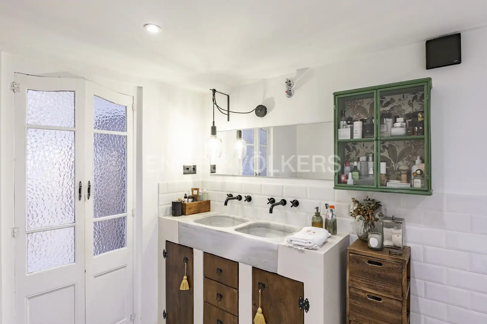 Bathroom of Houses for sale in Molins de Rei, Barcelona