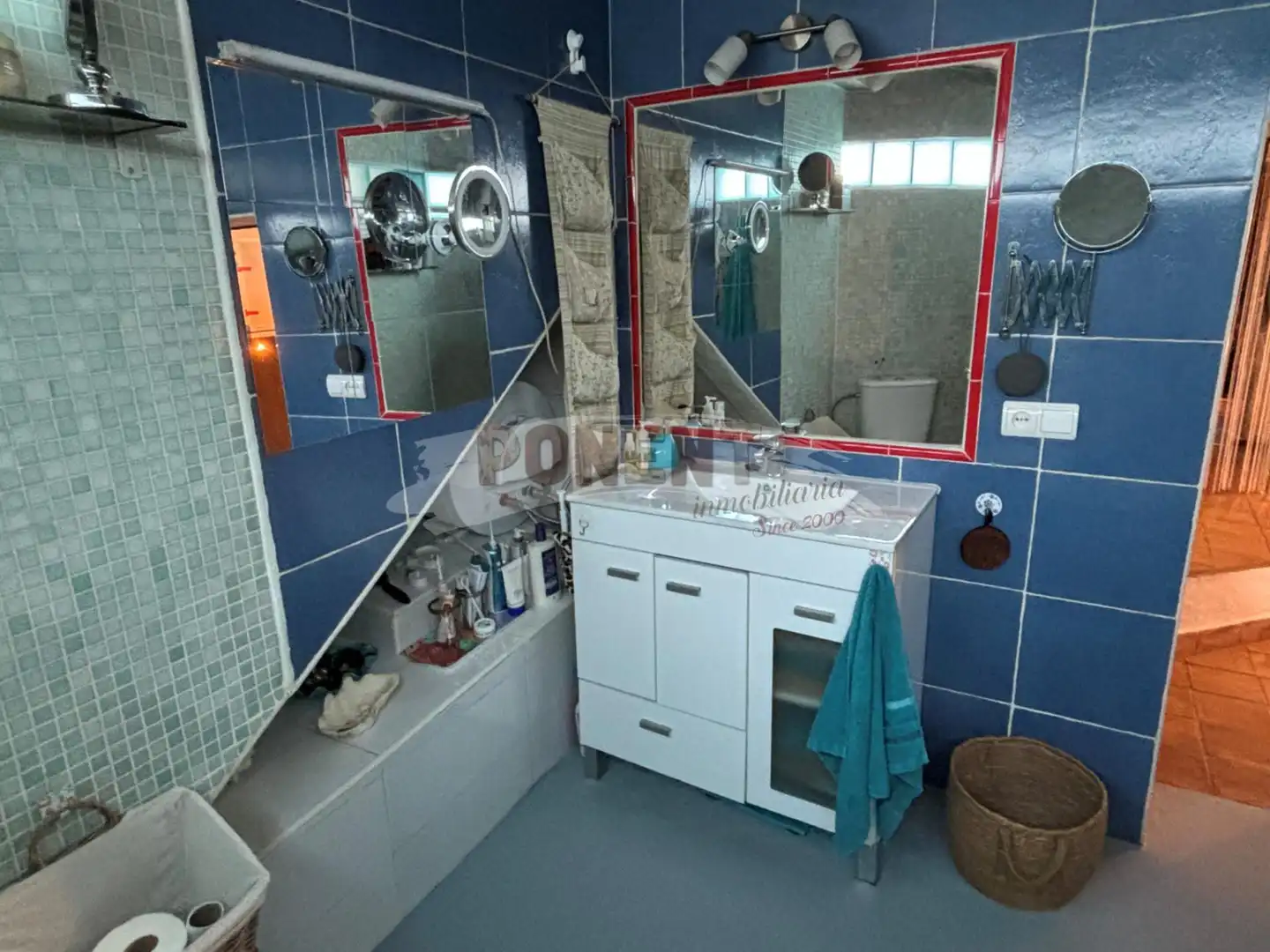 Bany de Casa o xalet en venda en Santa Eulària des Riu amb Aire condicionat, Jardí privat i Terrassa