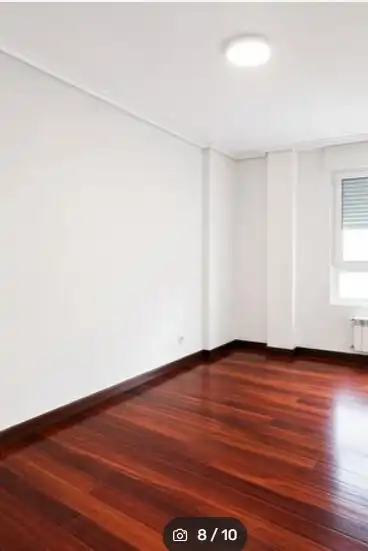 Flat for sale in Sevilla  with Air Conditioner