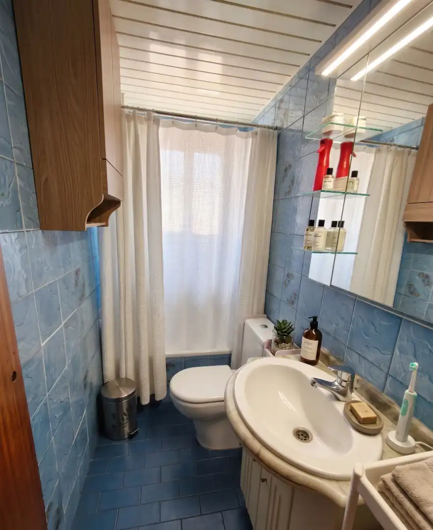 Baño de Piso en venta en Barcelona con Parquet y Balcón