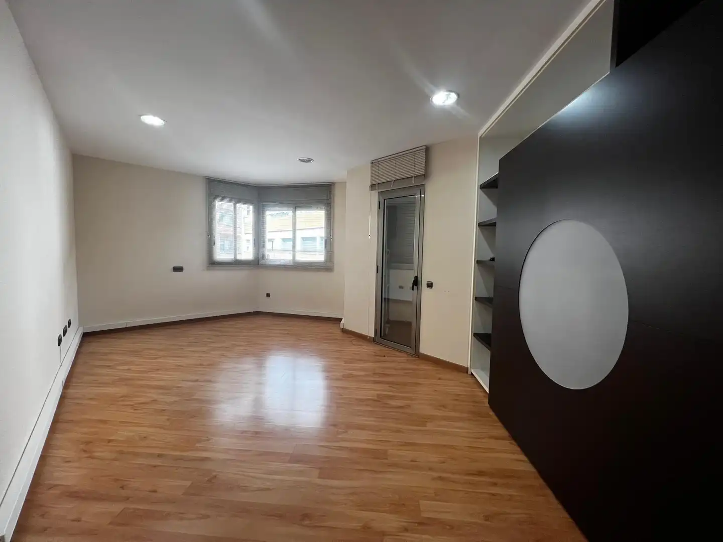 Büro zur Miete in Calle MAGDALENA MIRO, 21, Centre Vila