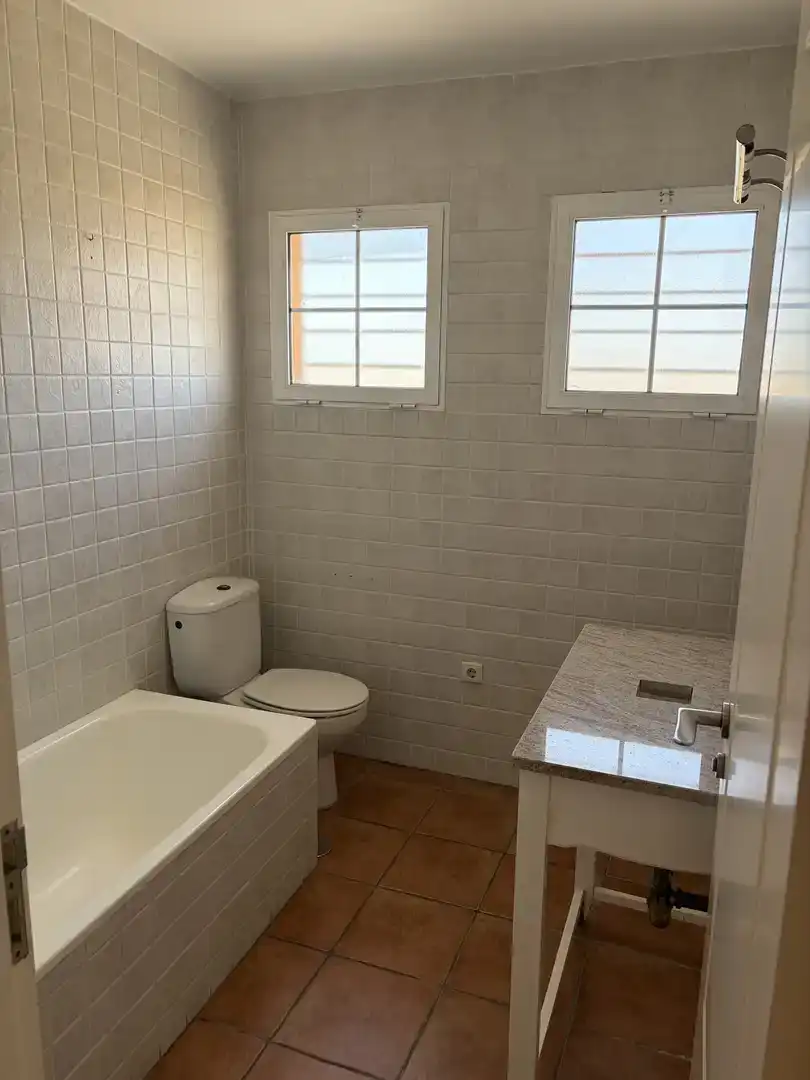 Badezimmer von Wohnung zum Verkauf in La Unión mit Abstellraum und Balkon