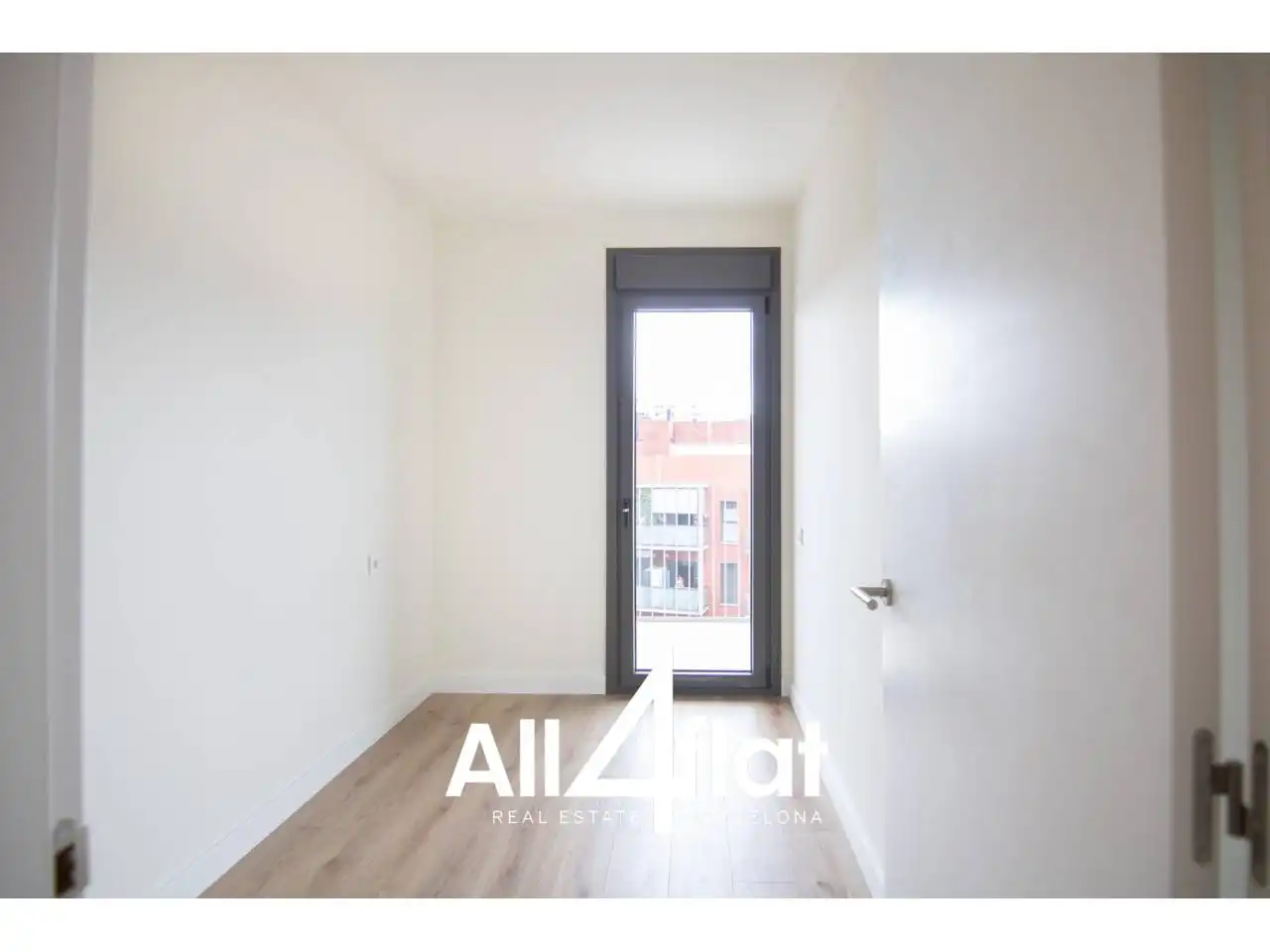 Schlafzimmer von Wohnung zur Miete in Barcelona mit Klimaanlage, Heizung und Parkett