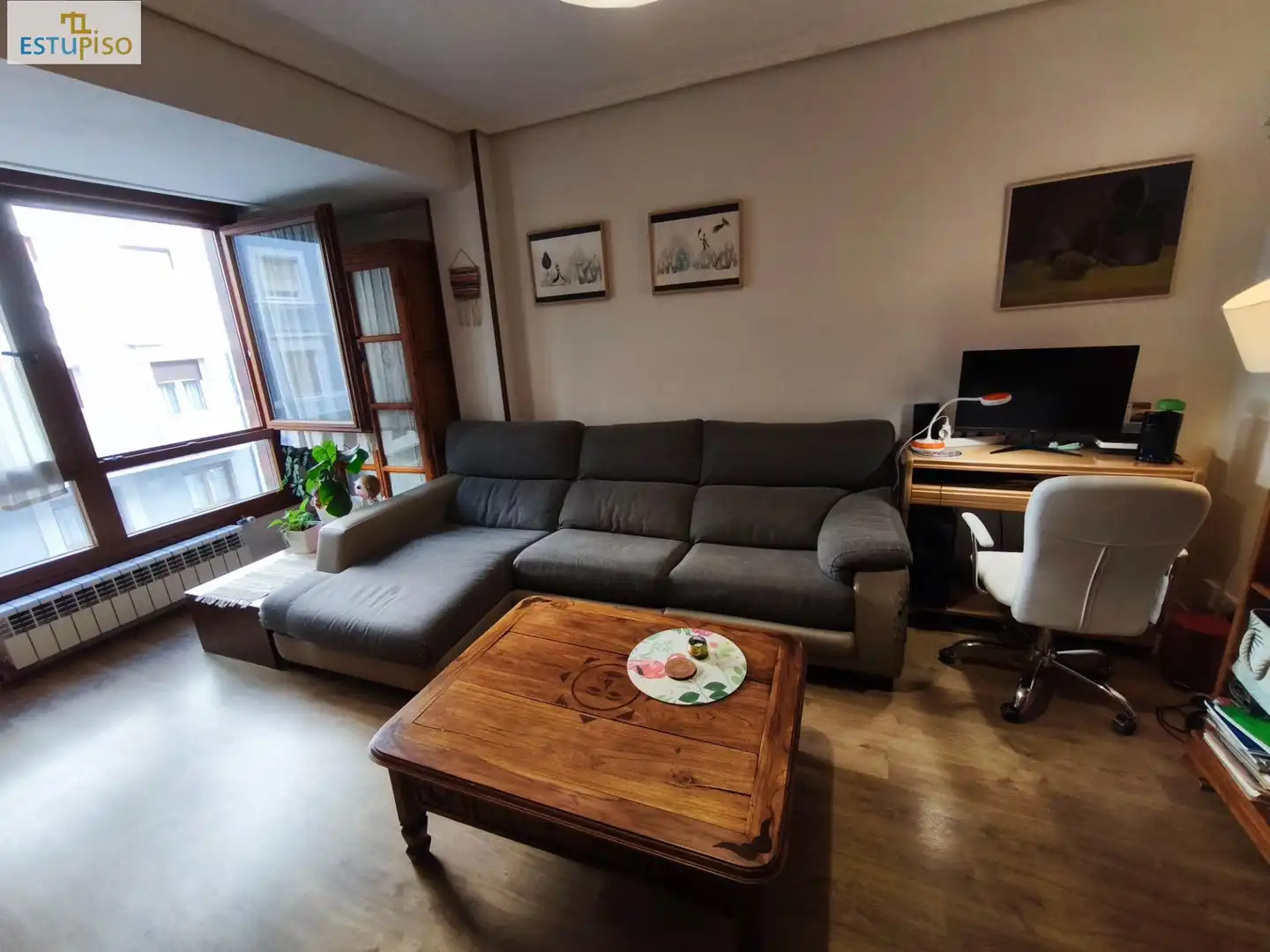 Sala de estar de Piso en venta en Vitoria - Gasteiz con Calefacción, Terraza y Trastero