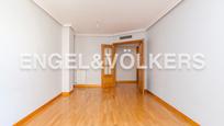 Apartment for sale in  Madrid Capital  with Air Conditioner, Heating and Parquet flooring