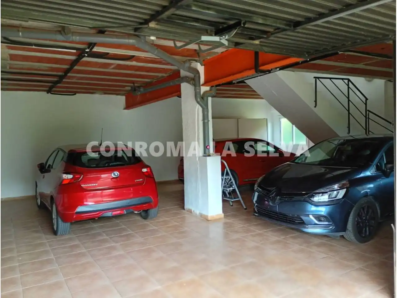 Aparcament de Casa o xalet en venda en Tordera amb Calefacció i Jardí privat