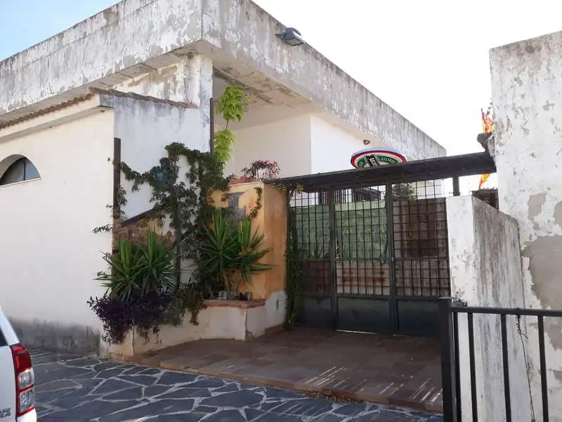 Exterior view of Buildings for sale in Baños de la Encina
