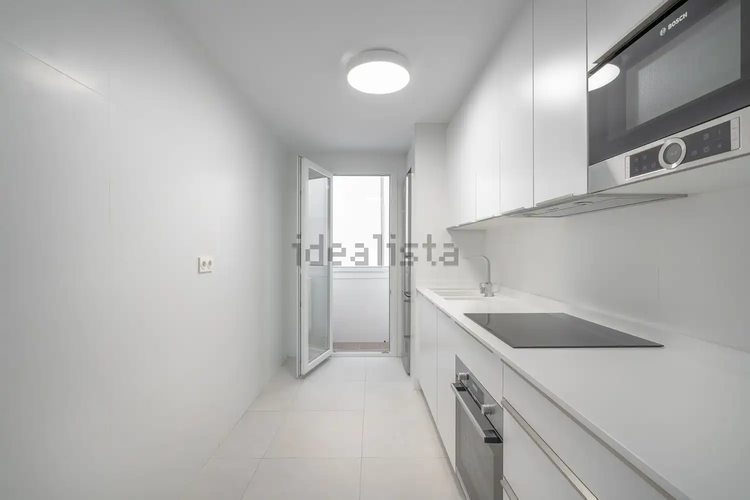 Kitchen of Flat for rent in Granada  with Air Conditioner, Heating and Furnished