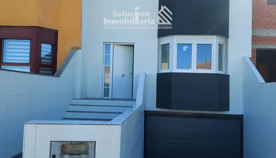 Foto 1 de Casa adosada en venda a Moríñigo, Salamanca