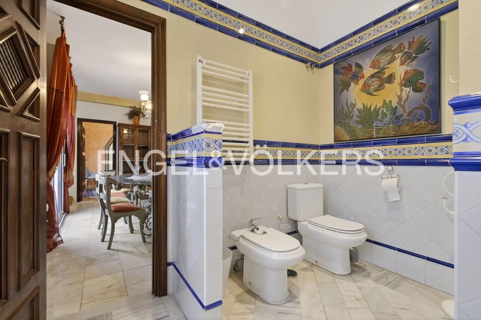 Bathroom of Houses for sale in Sevilla  with Air Conditioner, Heating and Parquet flooring