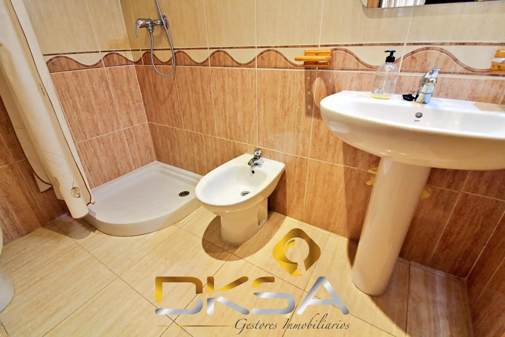 Apartment with pool for sale in Calle AMPLARIES, imagen 25