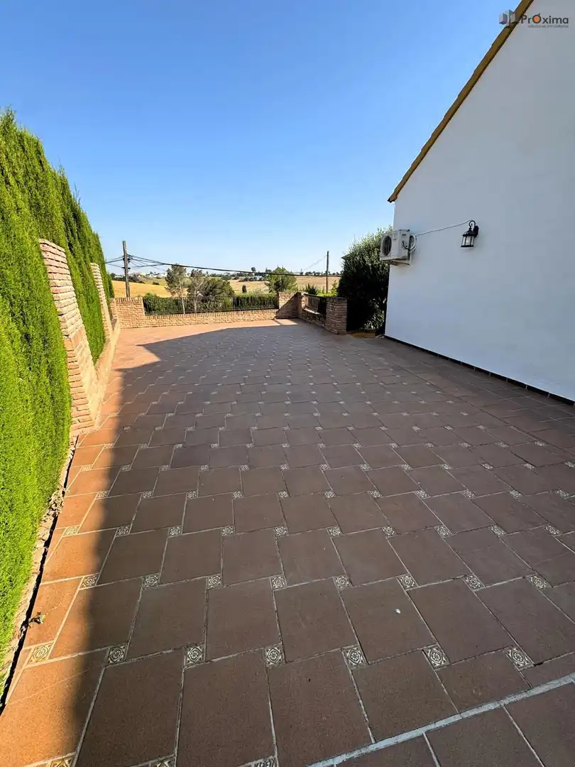 Terrace of Houses for sale in Écija  with Air Conditioner, Terrace and Storage room