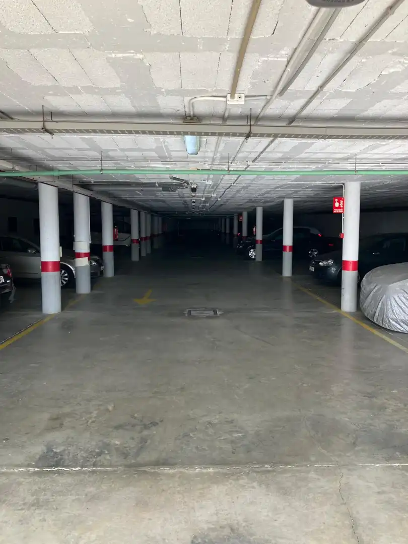 Parkplatz von Garage zum Verkauf in Sotogrande