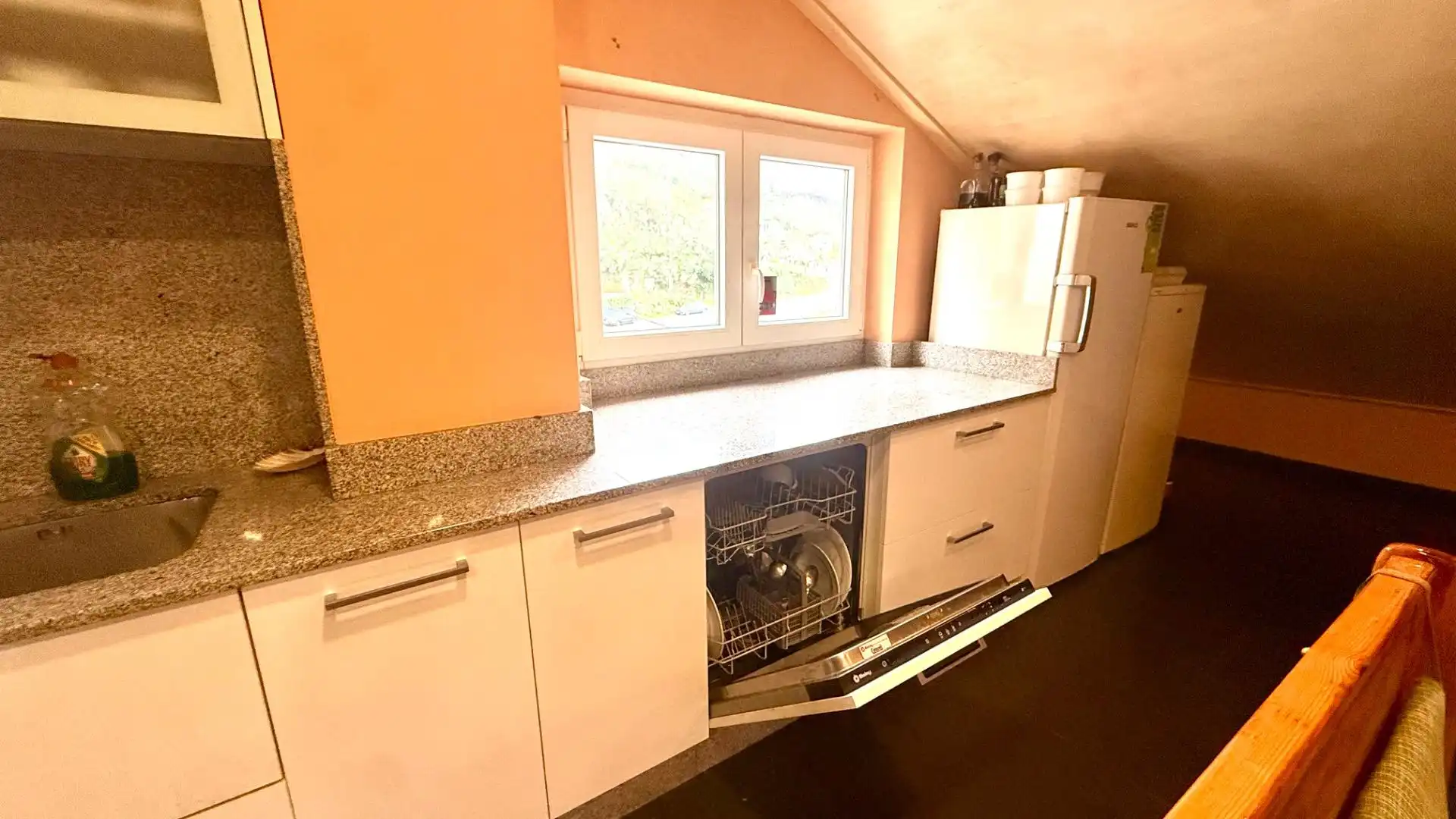 Cuina de Casa o xalet en venda en Ourense Capital  amb Aire condicionat, Calefacció i Moblat