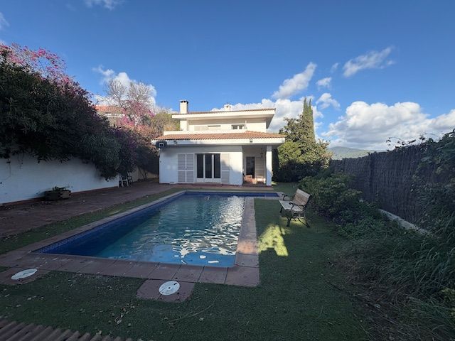 House or chalet for sale