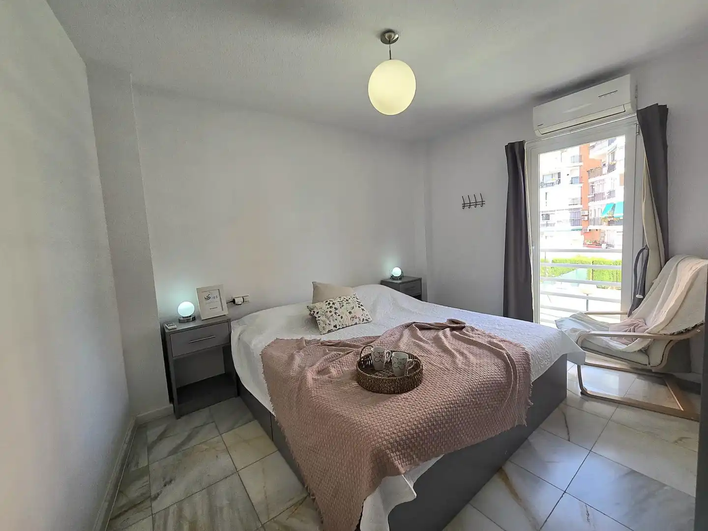 Habitación de Piso en venta en Torremolinos con Terraza, Trastero y Amueblado