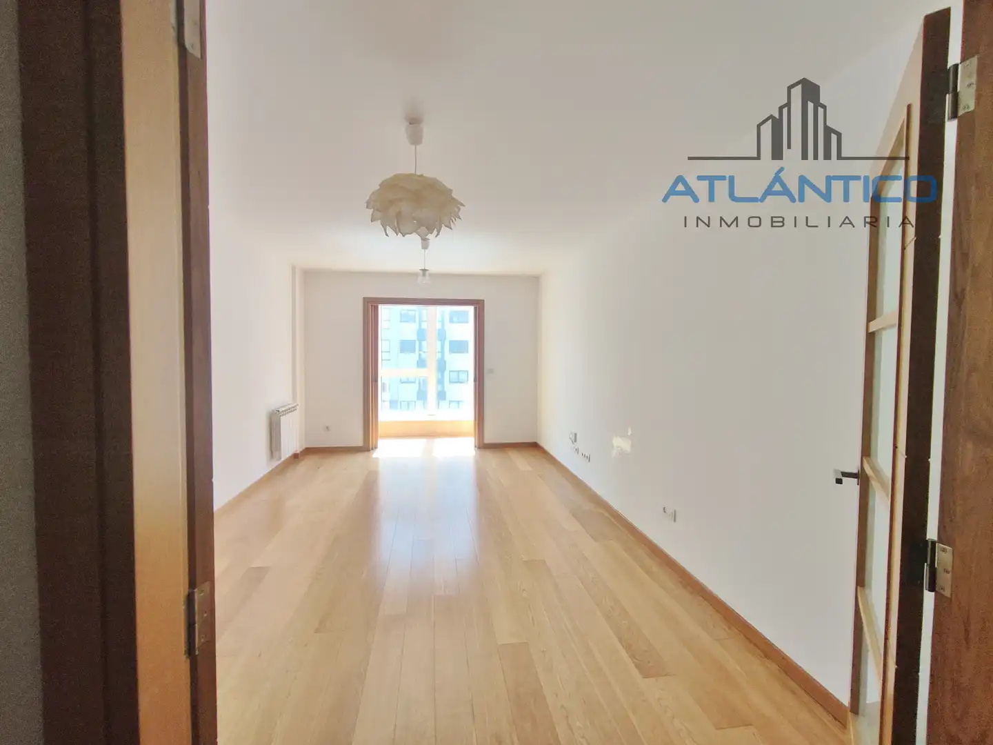 Piso en venta en A Coruña Capital  con Calefacción, Trastero y Horno