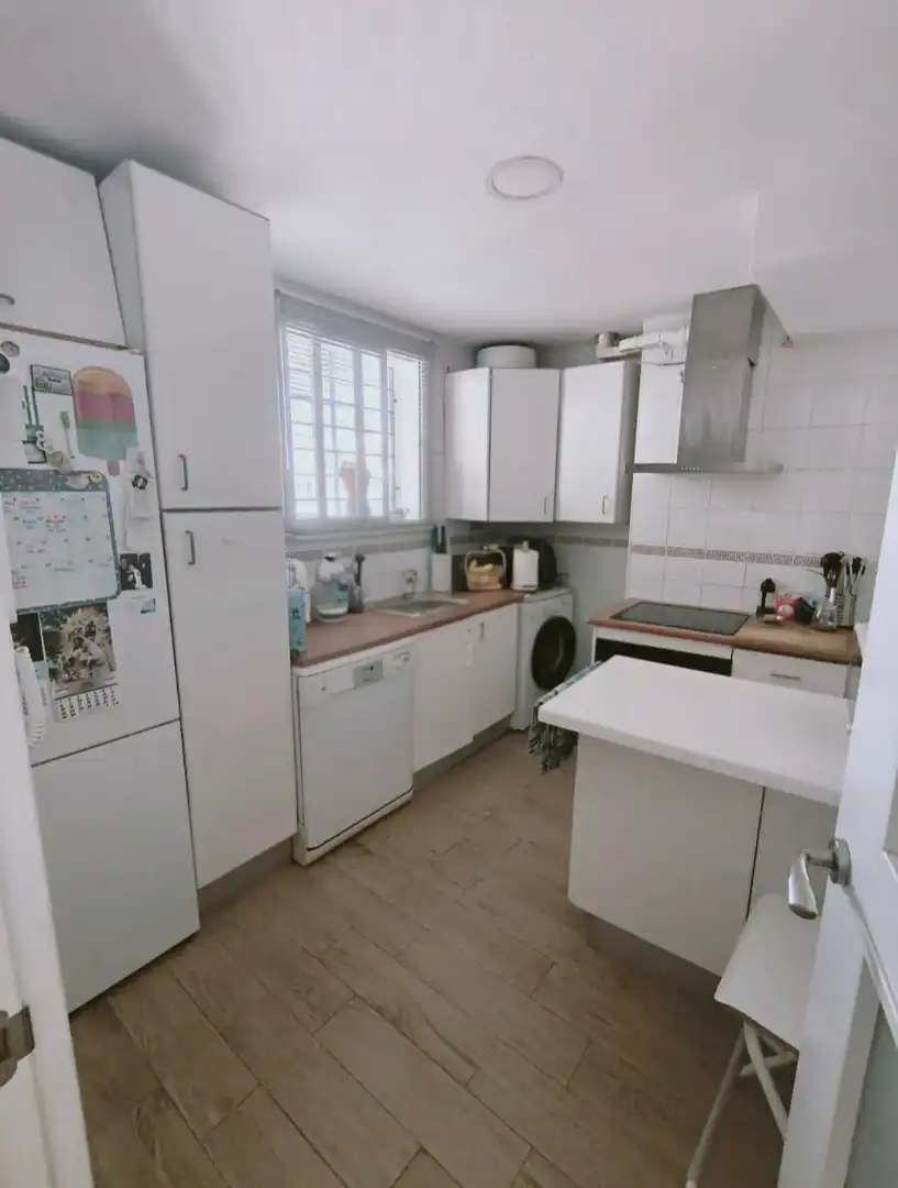Kitchen of Duplexes for sale in Sevilla  with Air Conditioner and Parquet flooring