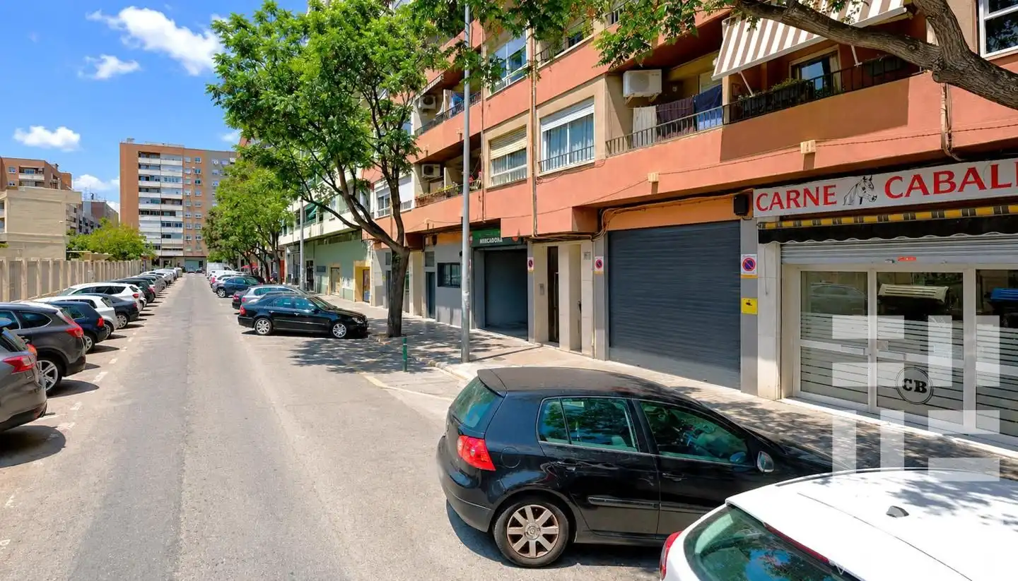 Local comercial en venda a Algirós