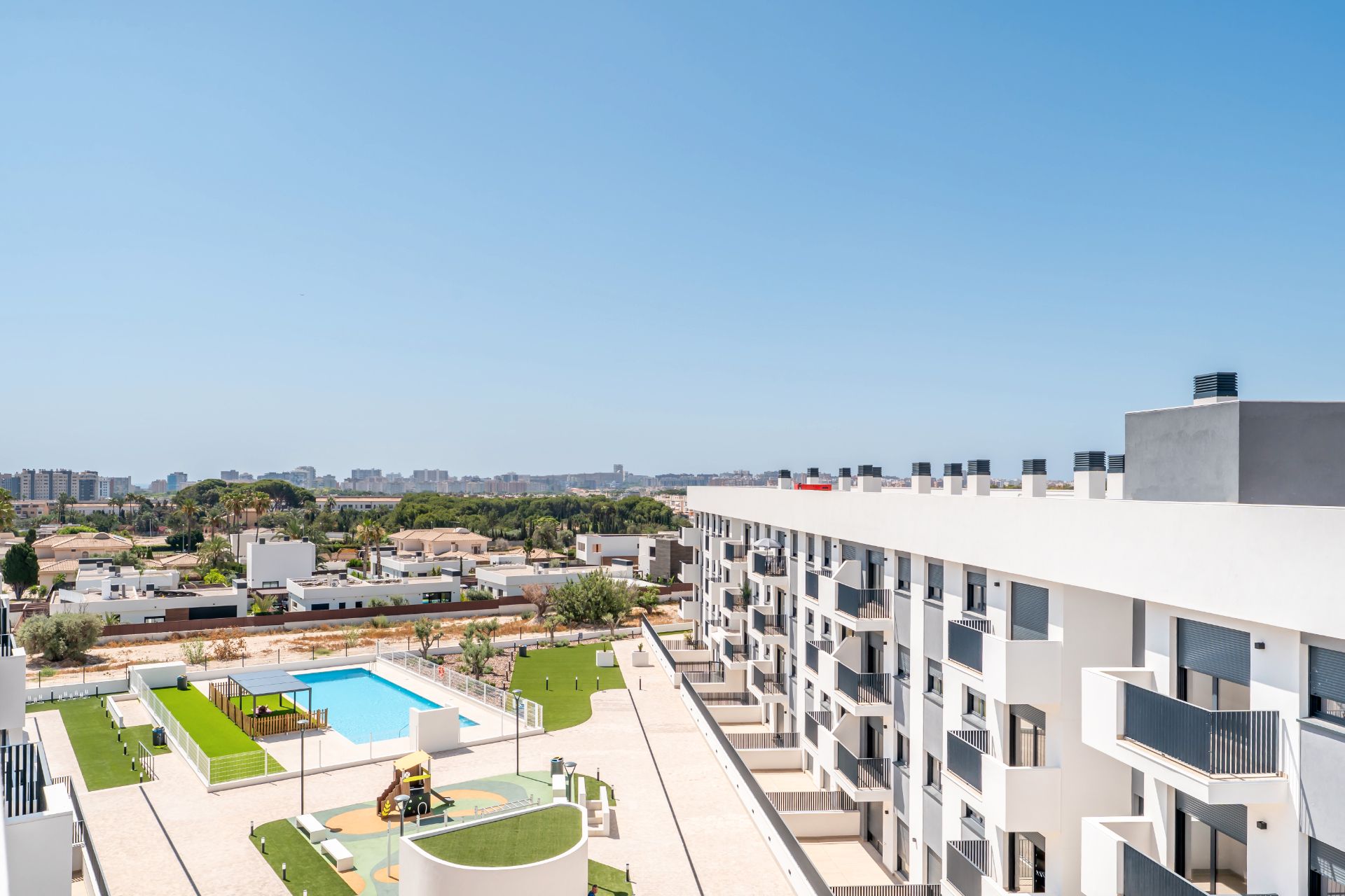 Vista exterior de Pis de lloguer en Sant Joan d'Alacant amb Aire condicionat, Terrassa i Traster