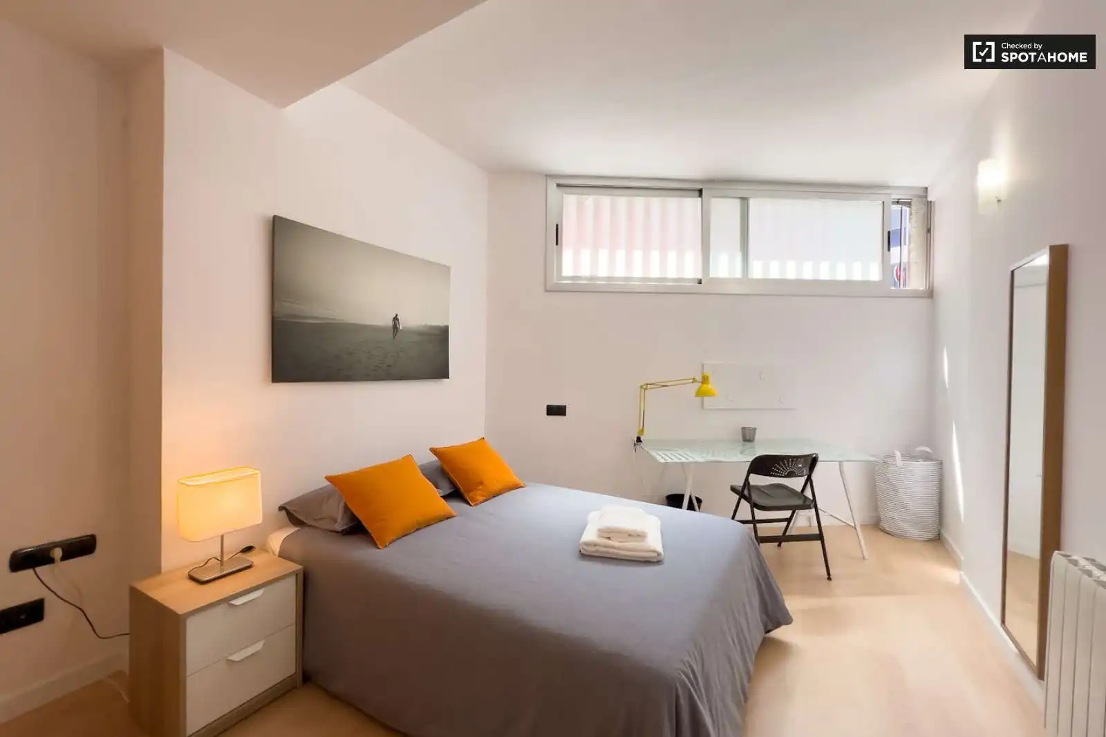 Room in El Guinardó