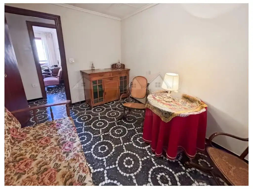 Schlafzimmer von Wohnung zum Verkauf in Sax
