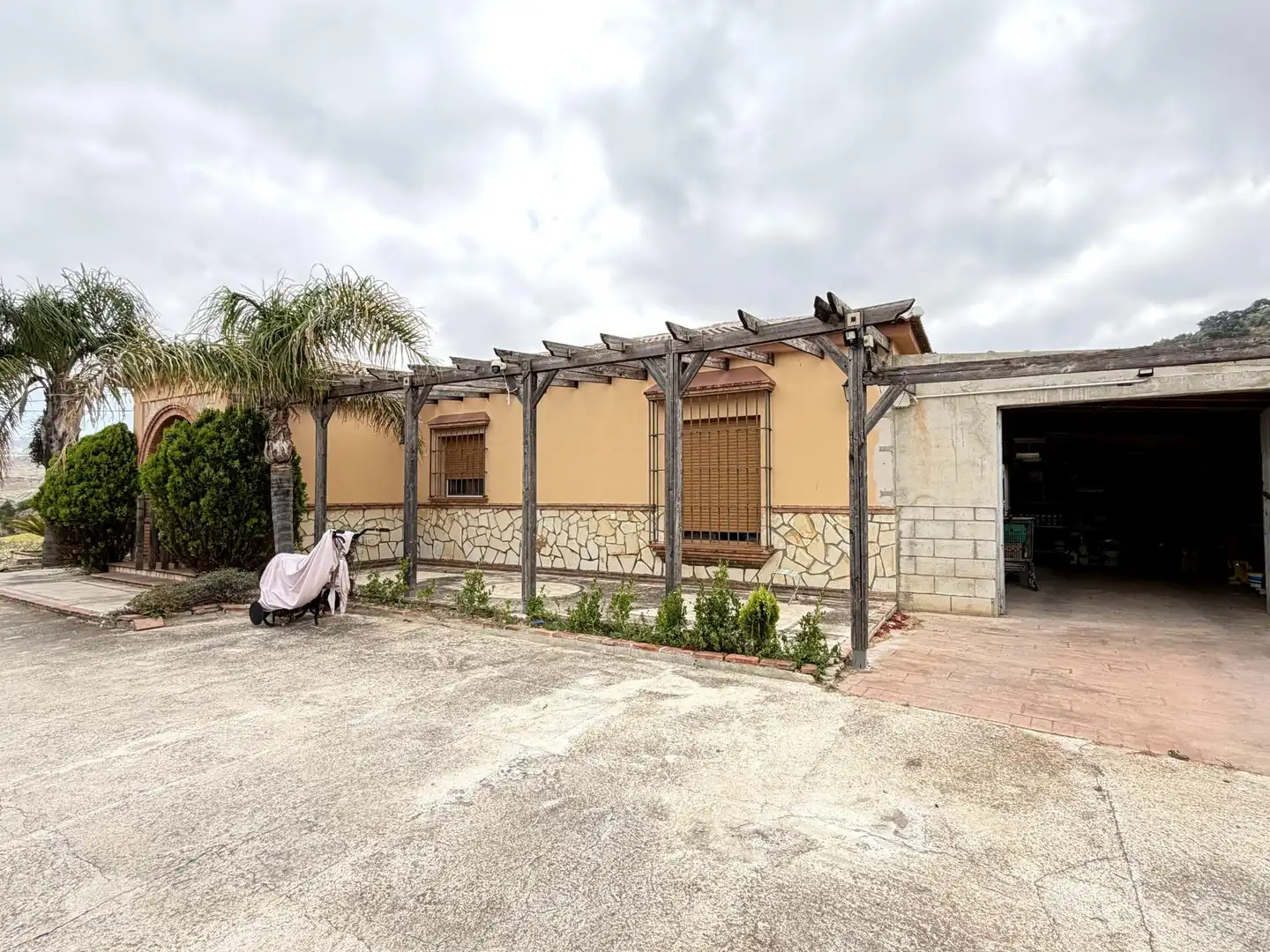 Exterior view of Country homes for sale in Valle de Abdalajís  with Air Conditioner, Heating and Private garden