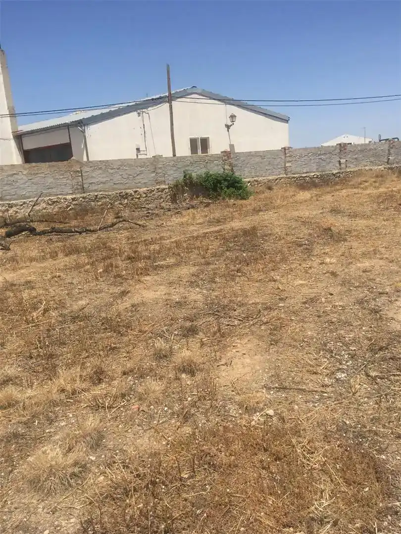 Terreno en venta en Letux, Zaragoza