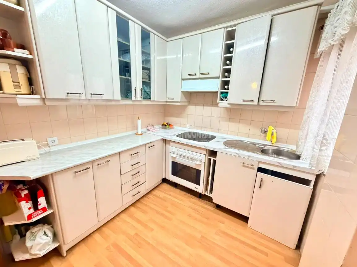 Cocina de Piso en venta en Pinto con Calefacción