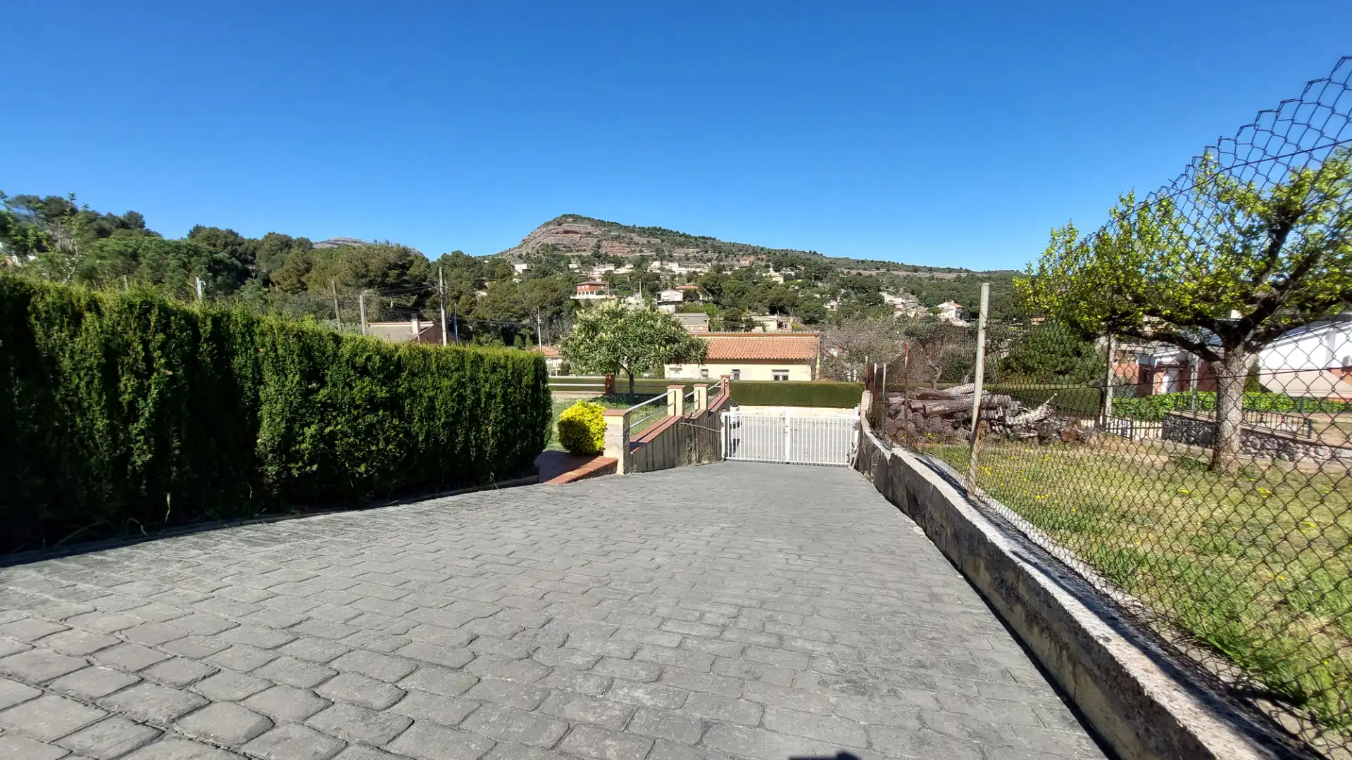 Vista exterior de Casa o xalet en venda en Sant Llorenç Savall amb Calefacció, Jardí privat i Terrassa