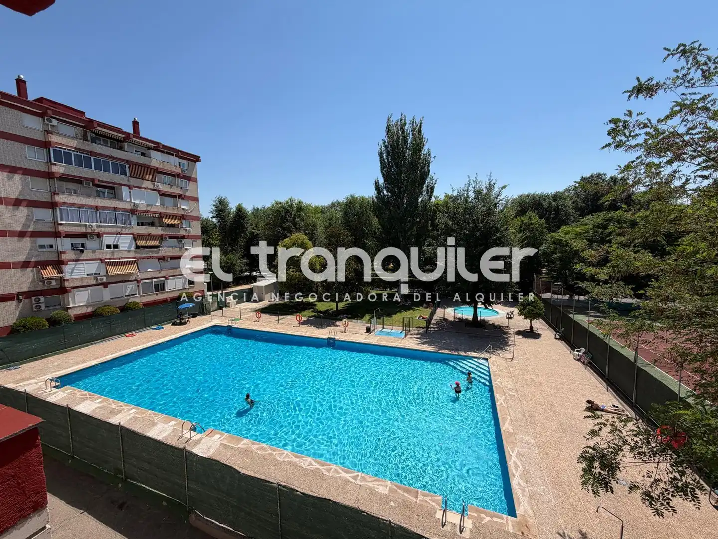 Piscina de Piso de alquiler en San Martín de la Vega con Parquet, Terraza y Piscina