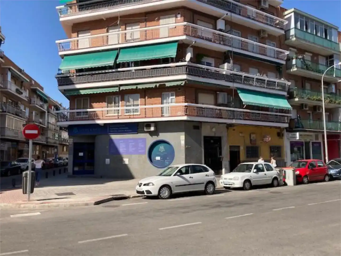 Vista exterior de Local de lloguer en Madrid