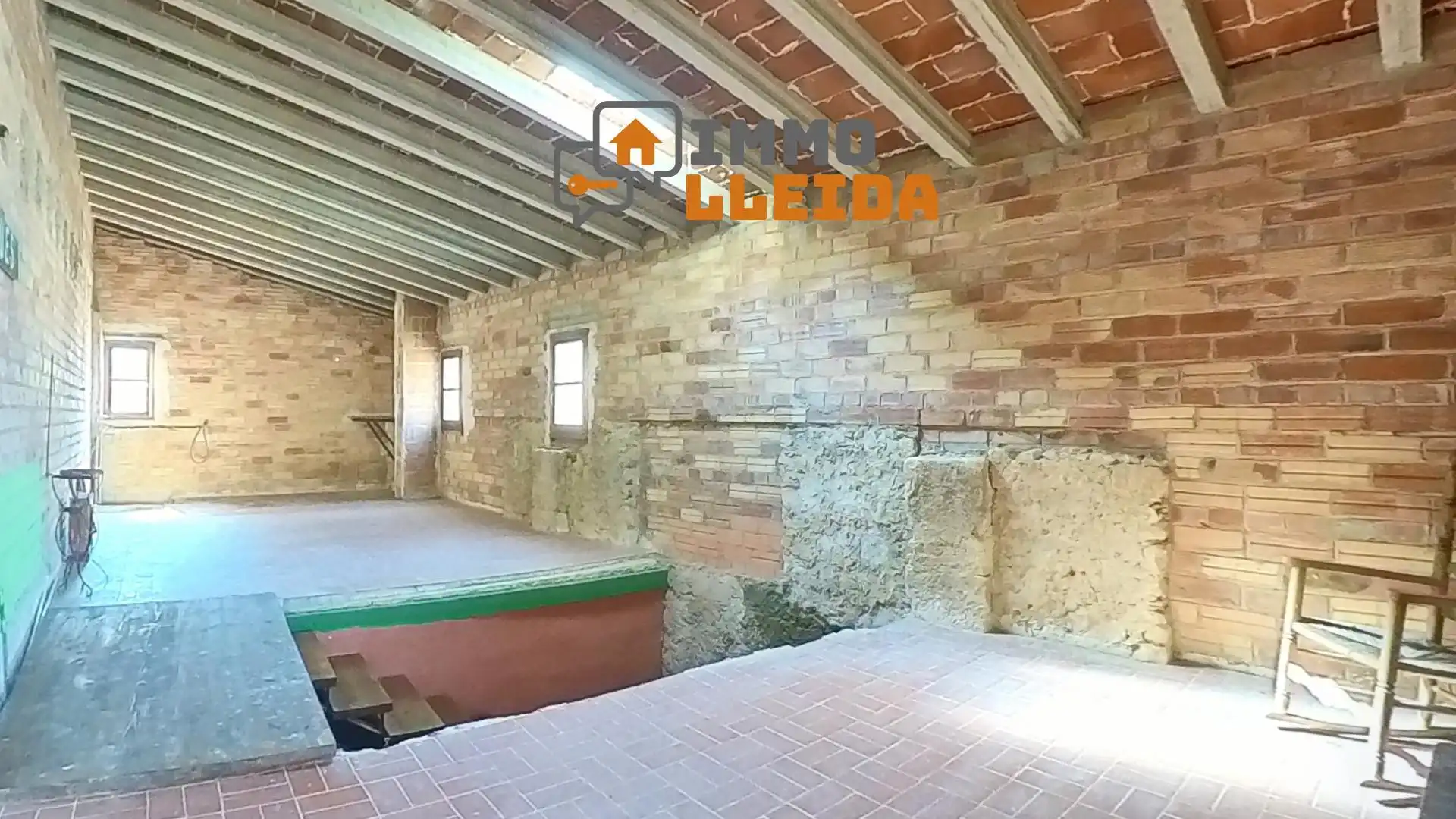 Casa adosada en venta en Granyena de les Garrigues con Calefacción y Terraza